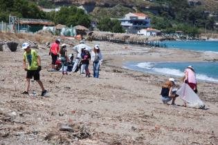 'Κορινθιακός, η δική μας θάλασσα' - Παραλία Καλάμια, Κόρινθος. Ιούνιος 2019